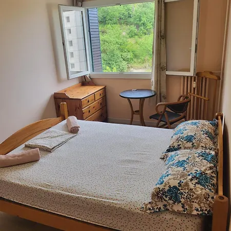 民宿 Private Room-1 In Hannana Apartment- 2 Min Walk To Tram 12 Min To Train Station 15 Min To Massena Place